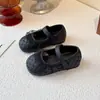 Zapatos de Cuero para Niñas 2026 Otoño Nuevo Estilo Zapatos Individuales Retro para Niños Antideslizantes Simples Mary Janes de Corte Bajo Zapatos de Princesa