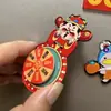 Dios de la Riqueza Buena Suerte Giratorio Acrílico Magnético Pegatina para Nevera Plato Giratorio Regalo Esencial de Alto Valor Bendiciones Jiang Jun