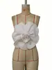 Comércio exterior transfronteiriço europeu e americano, novo top branco de verão 2026 com decoração floral tridimensional, top casual estiloso para férias