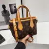 Nova Bolsa Versátil de Balde Transversal Feminina 2026 Tendência Alto Valor Estampada Monograma Versátil Bolsa de Ombro