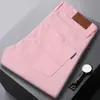 Nuevos Jeans de Lujo Ligero para Hombre Moda Rosa Corte Delgado Verano Elásticos Versátiles Pantalones Casuales de Cintura Media para Hombres Jóvenes
