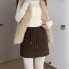 Falda Corta de Terciopelo de Peluche para Mujer en Otoño e Invierno Nueva Falda de Felpa Suelta de Cintura Alta Versátil Aspecto Adelgazante Falda de Línea A Ajustada a la Cadera