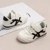 Zapatos de Argán para Niños 2026 Otoño Zapatos Deportivos Transpirables para Niños Zapatos Casuales de Tabla para Niñas Velcro Antideslizantes Zapatos para Bebés