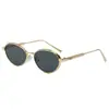 Gafas de Sol de Moda Metálicas, Modernas y Elegantes para Hombres y Mujeres, Montura Ovalada de Alta Gama Estilo Coreano, Versátiles para Fotografía Callejera y Fiestas