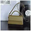 Bolsa de Ombro Quadrada Pequena de Moda de Luxo Bolsa Feminina 2025 Nova Retro Simples Bolsa Transversal Feminina para o Dia a Dia