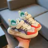 Nuevos Zapatos Infantiles Primavera/Verano 2025 Niños 1-16 Años Sandalias de Malla Hueca Niñas Sandalias de Playa con Velcro Sandalias