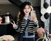 Chaqueta Cardigan de Mezclilla Estilo Coreano Falso Dos Piezas para Niñas Otoño Versátil Chaqueta Reductora de Edad Top Jeans con Estilo