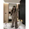 Pijama de Lã com Estampa de Leopardo para Mulheres, Cardigan de Manga Longa Outono/Inverno, Conjunto Quente de Roupa para Casa Estilo Coreano Espessado, Atacado Transfronteiriço