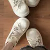 Tênis de Lona de Cano Alto com Sola Grossa para Mulheres 2026 Verão Novo Estilo Ins Retro Sapatos Pretos Estudante Versátil Casual Sapatos de Estrela