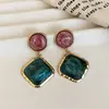 Pendientes de Botón de Diamante Redondo de Resina Usados Diseño Sensación Nicho Únicos Pendientes Lujo Ligero Sensación de Alta Clase Pendientes Largos Accesorios para Orejas