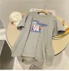 Camiseta de manga corta con estampado de oso estilo Hong Kong retro chic para mujer, verano, estilo coreano, holgada, versátil, cuello redondo, top interior