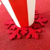Posavasos y Manteles de Fieltro con Copos de Nieve Rojos para Navidad Transfronteriza, Decoración Festiva para el Hogar, Aislantes Térmicos y Antideslizantes, Hechos a Medida, Venta al por Mayor de Fabricantes