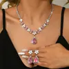 Estilo Palacio Francés Pendientes de Zirconia con Forma de Gota Collar Cadena para Clavícula de Lujo Ligero Gama Alta Set de Joyería Exagerado Personalizado