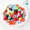 Colgante de Corazón Flor Pintada Colorida de Acrílico Agujero Recto Cuentas Sueltas Cuentas para Hilo Llavero de Teléfono Móvil Accesorios para Joyería DIY