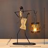 Candelabro de hierro transfronterizo, adorno decorativo para mesa de comedor de restaurante europeo, lámpara de ambiente, candelabro, artesanía de metal para el hogar.