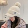 Gorra de Béisbol de Punto Jiayi 2021 Nueva Gorra con Visera de Piel de Conejo Más Terciopelo Protección para el Frío para Orejas Moda Estilo Coreano Bola Grande de Piel