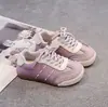 Tênis de Treino Alemão Retro com Solado Macio Feminino 2026 Novo Estilo Quente Primavera Verão Super Popular Versátil Tênis de Plataforma com Solado Plano Tênis Esportivos Casuais