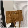 Bolso de Hombro Casual de Gran Capacidad con Letras Estilo Americano para Niñas, Bolso Tote Rojo de Moda Tendencia 2026 para Mujer