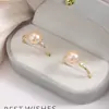 Anillo Sencillo de Perla de Agua Dulce Rosa Natural Circonita Micro-pavimentada Cobre Chapado en Oro Color Duradero Fabricante Venta al por Mayor Anillo