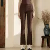 Roupas de Yoga para Mulheres 2026 Novo Conjunto de Top Regata Esportivo Slim-Fit e Calça Micro Flare para Fitness Profissional