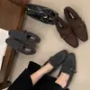 Zapatos de Tela Estilo Nuevo 2025 Old Beijing para Mujer, Zapatos de Algodón de Invierno con Forro Adicional para Calidez, Zapatos Planos Antideslizantes para Mamá, Engrosados
