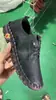 Novas sapatos femininos de plataforma Romanos respiráveis retro vazados costurados de fundo macio, tamanho grande, camada única, sapatos para mães, para primavera e verão, transfronteiriços