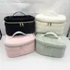 Sedex 4P Fabricante Personalização em Massa de Bolsa de Maquiagem de Alta Qualidade de Pelúcia Embossada de Grande Capacidade