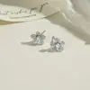 Pendientes de Mariposa Frescos y Suaves para Mujer, Accesorios Versátiles de Estilo Sencillo de Nicho para el Día a Día y el Trabajo, Pendientes al por Mayor de Yiwu