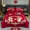 Conjunto de cama de luxo vermelho vibrante para casamento, conjunto de quatro peças 100% algodão com bordado de dragão e fênix, lençol e capa de edredom para celebração de casamento