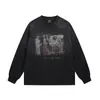 Camiseta de manga larga estilo oscuro con retrato de graffiti abstracto, aspecto desgastado teñido con spray, algodón puro, cuello redondo, bordes deshilachados, camiseta de hombre estilo vintage