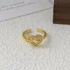 Anillo Abierto Geométrico Vintage Medieval Personalizado con Micro-Adornos Moda Retro para Mujer Diseño de Nicho de Alta Gama