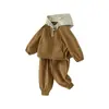 Nueva Chaqueta Infantil Moderna Elegante Versátil Cómoda Conjunto Casual de Dos Piezas para Otoño para Niños y Niñas