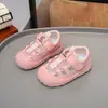 Sandálias Respiráveis e Confortáveis para Meninos 2026 Novidades de Verão Sandálias Esportivas Versáteis e Modernas para Crianças Sapatos Casuais para Meninas