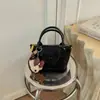 Bolsas de dama de alta gama cuidadosamente seleccionadas 2026 nuevo popular de otoño exquisita hermosa para salir bolso de mano para ir al trabajo de un solo hombro cruzado