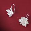 Hermosos pendientes de moda retro con baño de oro blanco, peonías personalizadas, pendientes elegantes con gancho, regalo para personas mayores