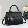 Bolso de Mujer 2026 Nuevo Modelo Bolso de Mano Simple y de Moda para Mujer Gran Capacidad Bolso de Hombro Exquisito Bolso Cruzado para Mujer
