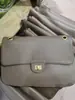 Bolso de Hombro de Cuero Genuino para Mujer Modelo Nuevo 2026, Piel de Vaca de Primera Capa, Venta Directa del Fabricante, Sensación de Gama Alta, Bolso Grande Transversal para Axila Transfronterizo, Bolso Cruzado