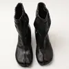 Versión de cuero de botas de nicho retro de pezuña de cerdo con punta dividida para mujer, botines de tacón grueso sin cordones con correa elástica, botas Martin de tacón alto para el trabajo