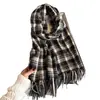 Bufanda de Cuello Cálida de Otoño e Invierno Estilo Coreano Elegante a Cuadros para Mujer, Bufanda Versátil con Borlas de Cachemira Sintética para Viajes