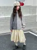Suéter para Niña Otoño/Invierno 2025 Nueva Moda Mediano a Grande Ropa de Punto de Otoño para Niños Top Casual con Bloques de Color para Niña