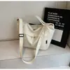 Bolsa de Viaje Casual de Gran Capacidad para Mujer 2025 Nueva Moda Ligera Bolsa Tote Tela de Nylon Bolso de Hombro Cruzado Moderno