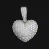 Colgante Hip-Hop de Corazón 3D Pavimentado Completamente Estilo Hip-Hop Europeo y Americano, Plata S925 Incrustada con Moissanita Vvs, Suministro Transfronterizo