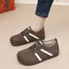 Zapatos de Entrenamiento Alemanes de Terciopelo Plus para Mujer 2026 Invierno Nuevo Estilo Zapatos de Tela Old Beijing Suela Suave Cómoda Casual Retro Versátil Zapatos de Algodón para Mujer