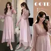 Foto Real de Nueva Ropa de Maternidad Primavera 2026, Vestido de Maternidad Hada Adelgazante de Cintura Alta Estilo Coreano