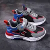 2026 Comércio Exterior Transfronteiriço Atacado Sapatos Infantis, Tênis Esportivos Infantis, Tênis de Corrida de Malha de Verão de Cano Baixo para Meninos e Meninas, com Tiras de Velcro
