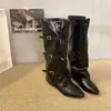 Botas Largas Diarias con Punta y Hebilla 2026 Moda Otoñal para Mujer Botas de Caballero Retro Botas para Pantalón Diseño con Sentido Botas de Cuero