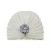 Gorro de Punto de Camelia Europeo y Americano con Pedrería y Perlas, Gorro de Poner, Gorro Turbante, Gorro de Lana Cálido de Otoño e Invierno Transfronterizo