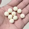 1 Pingente Redondo de Escultura de Fruta Marfim de um Leão, uma Fera Mítica e um Dragão Artesanato e Acessórios DIY Atacado