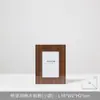 Mesita de noche de modelo de habitación minimalista de lujo ligero, Marco de fotos, Armario, Mueble de TV, Artículos de decoración para el hogar, Mesa de centro