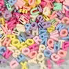 Cuentas de Letras Acrílicas Tridimensionales Coloridas de Agujero Grande con Colgante de Letra Inglesa Suelta para Colgar Colgante de Cuenta Hecho a Mano DIY